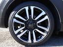 17インチアルミホイールを装備しております。4本とも傷等なくきれいな状態を保っております。