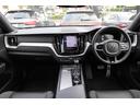 ＸＣ６０ Ｄ４　ＡＷＤ　Ｒデザイン　ワンオーナー／ムーンルーフ／ポールスターエンジニアード／チャイルドクッション／３６０°カメラ／ナビ／ＴＶ／ハーフレザーシート／シートヒーター／１９インチＡＷ／禁煙車／ＡｐｐｌｅＣａｒＰｌａｙ／（2枚目）