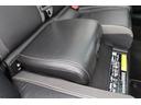 Ｄ４　ＡＷＤ　Ｒデザイン　ワンオーナー／ムーンルーフ／ポールスターエンジニアード／チャイルドクッション／３６０°カメラ／ナビ／ＴＶ／ハーフレザーシート／シートヒーター／１９インチＡＷ／禁煙車／ＡｐｐｌｅＣａｒＰｌａｙ／（55枚目）