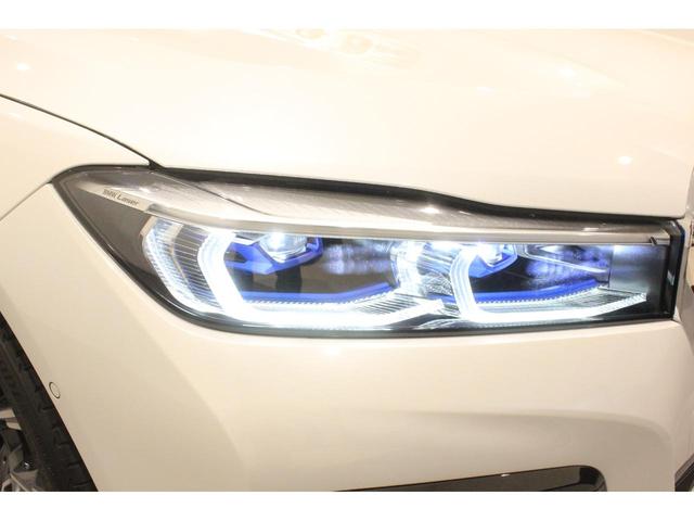 740i Mスポーツ 〈紹介動画有〉後期モデル サンルーフ ハーマンカードン 20インチホイール レーザーヘッドライト シートクーラー 全方位カメラ ヘッドアップディスプレイ ブラウンレザーシート エアサス デモカー(8枚目)