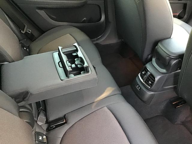 クーパーD クロスオーバー オール4 ペッパーパッケージ MINIドライビングモード 前車追従機能 17インチAW LEDヘッドライト コンフォートアクセス オートトランク アンビエントライト シートヒーター バックカメラ 前後センサー(29枚目)