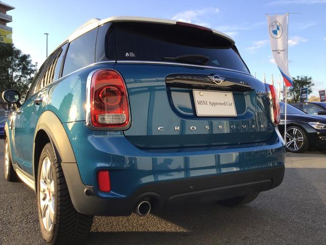 クーパーD クロスオーバー オール4 ペッパーパッケージ MINIドライビングモード 前車追従機能 17インチAW LEDヘッドライト コンフォートアクセス オートトランク アンビエントライト シートヒーター バックカメラ 前後センサー(47枚目)