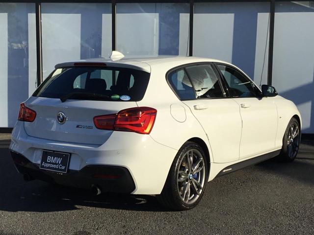 M140i 18インチホイールLEDヘッドライト前後ドラレコアルカンターラ電動シートパーキングサポートバックカメラ後方障害物センサー音楽ライブラリパドルシフトアイドリングストップ(5枚目)