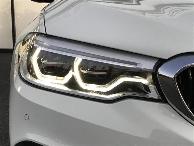 523dツーリング Mスポーツ 19AW 前車追従クルコン ヘッドアップディスプレイ トップビューカメラ アダプティブLEDヘッドライト パドルシフト コンフォートアクセス オートトランク パーキングアシスト スポーツ電動シート(10枚目)