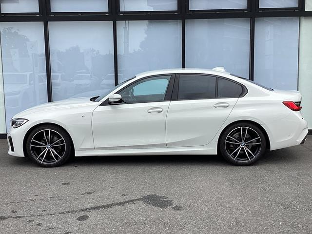 320i Mスポーツ 19AW ウッドトリム ワイヤレスチャージャー オートトランク 黒革スポーツ電動シート シートヒーター バックカメラ パーキングアシスト 後退アシスト 前車追従クルコン インテリジェントセーフティ(4枚目)