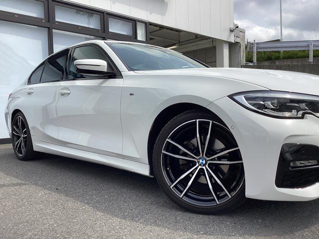 320i Mスポーツ 19AW ウッドトリム ワイヤレスチャージャー オートトランク 黒革スポーツ電動シート シートヒーター バックカメラ パーキングアシスト 後退アシスト 前車追従クルコン インテリジェントセーフティ(44枚目)