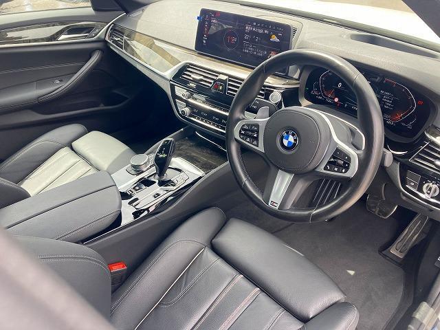 523d xDriveMスポーツエディションジョイ+ 19AW 後期モデル 黒革電動シート シートヒーター 前車追従クルコン ヘッドアップディスプレイ アンビエントライト トップビューカメラ パーキングアシスト 後退アシスト インテリジェントセーフティ(13枚目)
