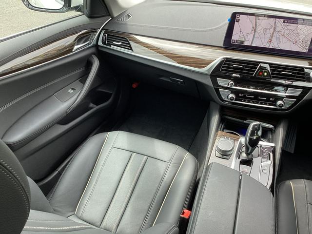 523d xDrive ラグジュアリー EDジョイ+ 18AW サンルーフ 後期モデル プラスパッケージ オートトランク 前車追従クルコン ヘッドアップディスプレイ ブラックレザーシート シートヒーター トップビューカメラ インテリジェントセーフティ(12枚目)