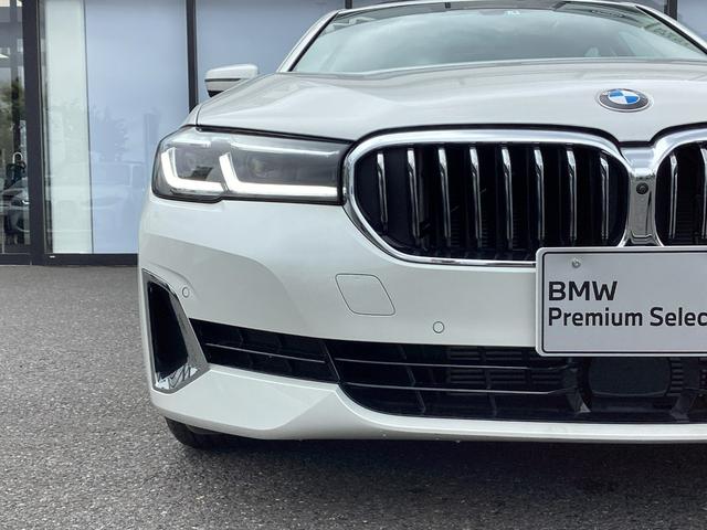 523d xDrive ラグジュアリー EDジョイ+ 18AW サンルーフ 後期モデル プラスパッケージ オートトランク 前車追従クルコン ヘッドアップディスプレイ ブラックレザーシート シートヒーター トップビューカメラ インテリジェントセーフティ(50枚目)