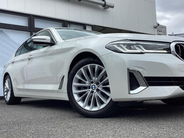 523d xDrive ラグジュアリー EDジョイ+ 18AW サンルーフ 後期モデル プラスパッケージ オートトランク 前車追従クルコン ヘッドアップディスプレイ ブラックレザーシート シートヒーター トップビューカメラ インテリジェントセーフティ(55枚目)