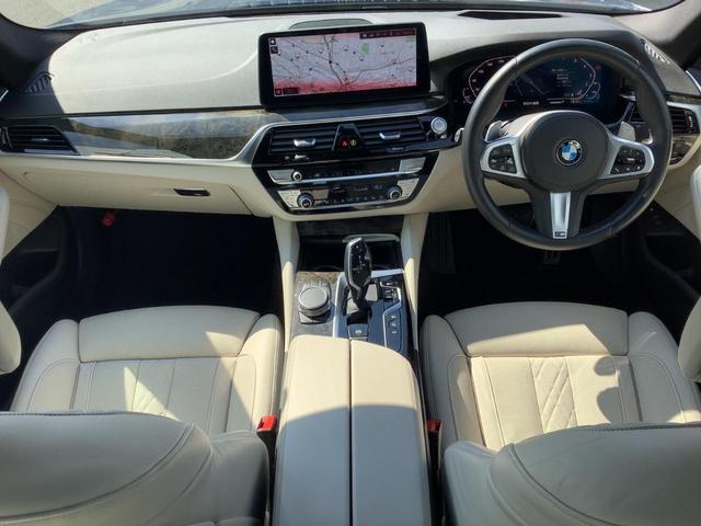 530e Mスポーツ エディションジョイ+ 19AW 後期モデル エクスクルーシブナッパレザー シートヒーター シートエアコン 前車追従クルコン トップビューカメラ インテリジェントセーフティ ハンズオフ パーキングアシスト オートトランク(9枚目)