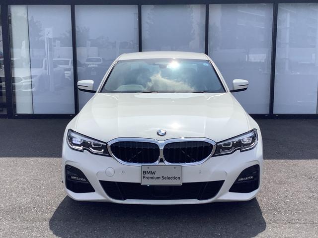 320d xDrive Mスポーツ デモンストレーションカー パーキングアシスト トップビューカメラ 全方位障害物センサー AppleCarPlay オートトランク シートヒータ 前車追従クルコン ブラックハーフレザー電動シート(7枚目)