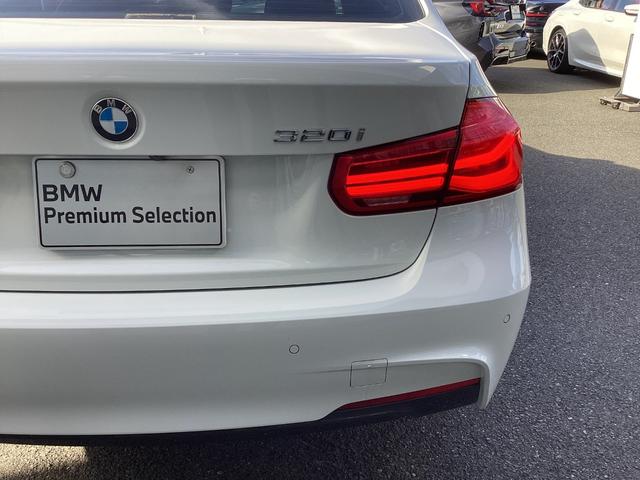 320i Mスポーツ 18AW 後期モデル 前車追従クルコン バックカメラ 後方センサー インテリジェントセーフティ コンフォートアクセス SOSコール LEDライト ブルートゥース パドルシフト(19枚目)