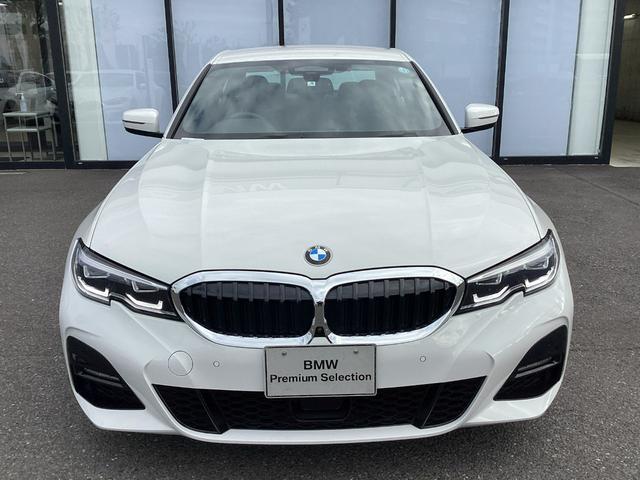 320d xDrive Mスポーツ 18AW トップビューカメラ パーキングアシスト 後退アシスト オートトランク インテリジェントセーフティ 前車追従クルコン アップルカープレイ シートヒーター SOSコール コンフォートアクセス(8枚目)