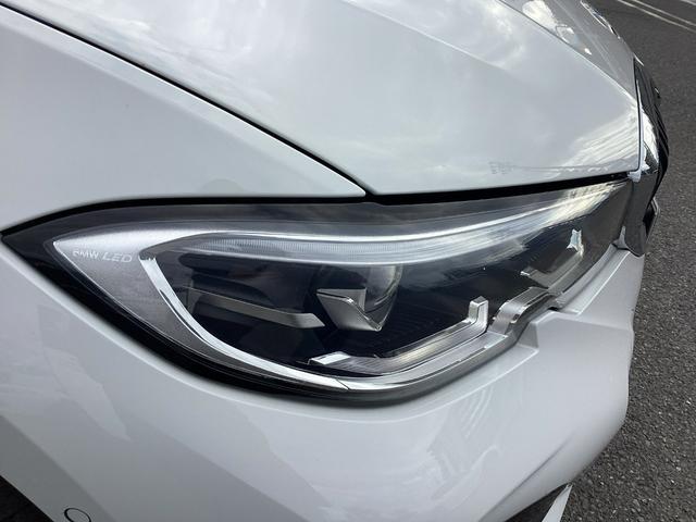 320d xDrive Mスポーツ 18AW トップビューカメラ パーキングアシスト 後退アシスト オートトランク インテリジェントセーフティ 前車追従クルコン アップルカープレイ シートヒーター SOSコール コンフォートアクセス(13枚目)