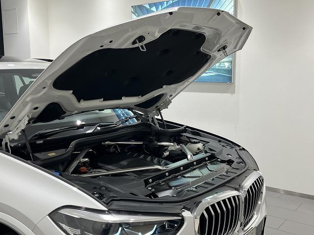 Ｘ５ ｘＤｒｉｖｅ　３５ｄ　Ｍスポーツ　弊社下取り　７人乗り　パノラマサンルーフ　エアサス　ソフトクローズ　ヘッドアップディスプレイ　リアエンター　シートヒーター　シートクーラー　ステアリングヒーター　レーンキープ　フルセグ　２２ＡＷ（44枚目）