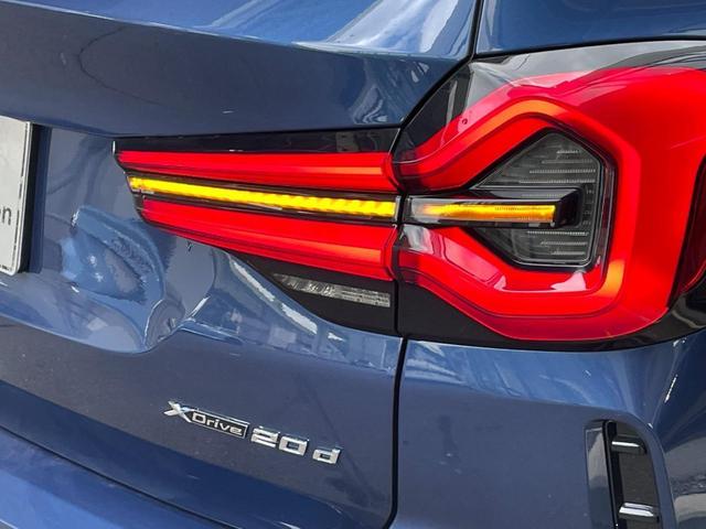 Ｘ３ ｘＤｒｉｖｅ　２０ｄ　Ｍスポーツ　【正規認定中古車】【全国正規ディーラー保証付／２年・走行距離無制限】ハーマンカードン　ステアリングヒーター　リアシートアジャスト　全方囲カメラ　全方囲障害物センサー　シートヒーター（24枚目）