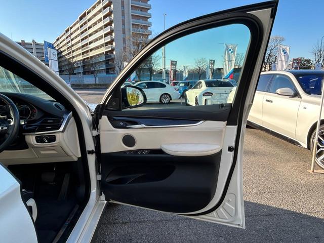 Ｘ６ ｘＤｒｉｖｅ　３５ｉ　Ｍスポーツ　【正規認定中古車】【最長４年！全国正規ディーラー保証付／２年・走行距離無制限】サンルーフ　ｈａｒｍａｎ／ｋａｒｄｏｎサウンド　アイボリー×ブラックバイカラーフルレザーシート　全席ヒーター（32枚目）