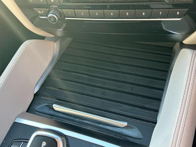 Ｘ６ ｘＤｒｉｖｅ　３５ｉ　Ｍスポーツ　【正規認定中古車】【最長４年！全国正規ディーラー保証付／２年・走行距離無制限】サンルーフ　ｈａｒｍａｎ／ｋａｒｄｏｎサウンド　アイボリー×ブラックバイカラーフルレザーシート　全席ヒーター（41枚目）