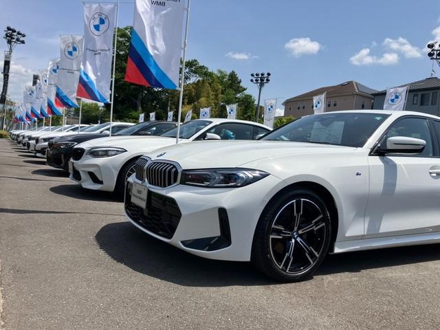 Ｘ６ ｘＤｒｉｖｅ　３５ｉ　Ｍスポーツ　【正規認定中古車】【最長４年！全国正規ディーラー保証付／２年・走行距離無制限】サンルーフ　ｈａｒｍａｎ／ｋａｒｄｏｎサウンド　アイボリー×ブラックバイカラーフルレザーシート　全席ヒーター（70枚目）
