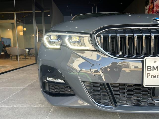 ３シリーズ ３３０ｉツーリング　Ｍスポーツ　認定中古車／正規ディーラー／認定中古車保証／禁煙車両／白革電動シート／レーザーライト／ウッドトリム／アンビエントライト／トップビューカメラ／全方位障害物センサー／ワイヤレスチャージャー／シートヒーター（17枚目）
