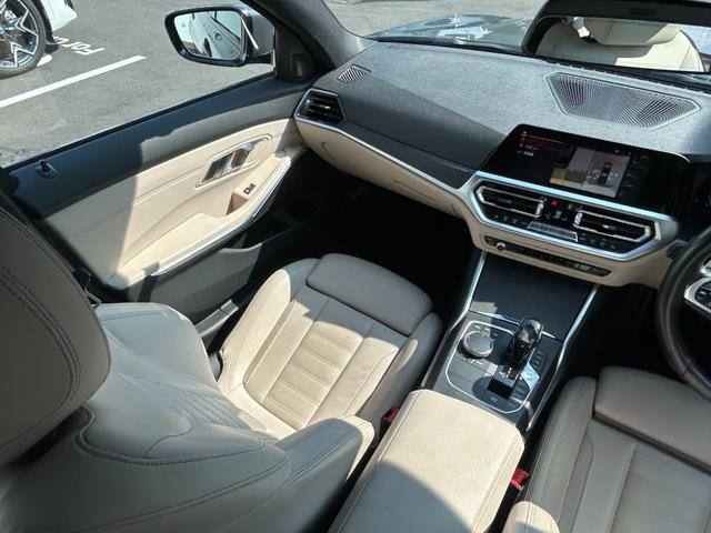 ３シリーズ ３３０ｉツーリング　Ｍスポーツ　認定中古車／正規ディーラー／認定中古車保証／禁煙車両／白革電動シート／レーザーライト／ウッドトリム／アンビエントライト／トップビューカメラ／全方位障害物センサー／ワイヤレスチャージャー／シートヒーター（41枚目）