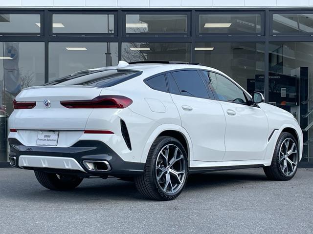 Ｘ６ ｘＤｒｉｖｅ　３５ｄ　Ｍスポーツハイラインパッケージ　【正規認定中古車】【最長４年！全国正規ディーラー保証付／２年・走行距離無制限】パノラマサンルーフ　ブラウンレザー電動スポーツシート　全席シートヒーター　シートクーラー　マッサージシート２１インチアルミ（20枚目）