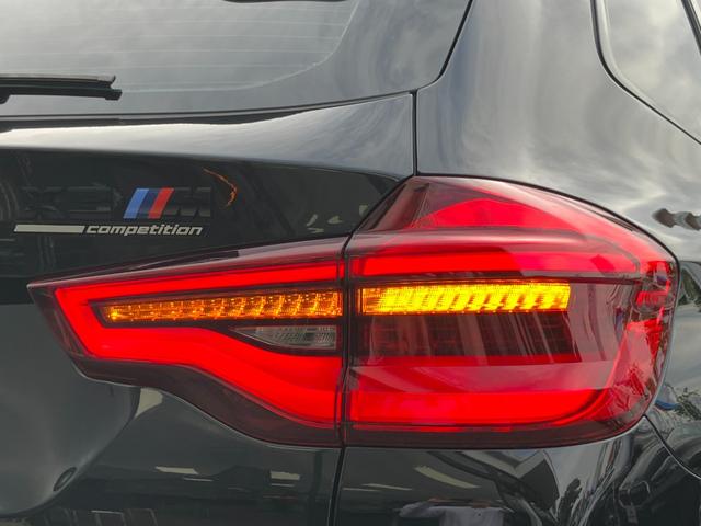 Ｘ３ Ｍ コンペティション　【正規認定中古車】【最長４年！全国正規ディーラー保証付／２年・走行距離無制限】ハーマンカードンスピーカー　カーボントリム　ＡＣＣ　黒革電動シート　シートヒーター　シートベンチレーション　トップビュー（28枚目）