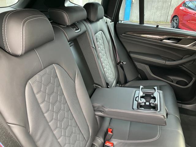 Ｘ３ Ｍ コンペティション　【正規認定中古車】【最長４年！全国正規ディーラー保証付／２年・走行距離無制限】ハーマンカードンスピーカー　カーボントリム　ＡＣＣ　黒革電動シート　シートヒーター　シートベンチレーション　トップビュー（39枚目）