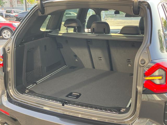 Ｘ３ ｘＤｒｉｖｅ　２０ｄ　Ｍスポーツ　【正規認定中古車】【最長４年！全国正規ディーラー保証付／２年・走行距離無制限】パノラマサンルーフ　ハーマンカードンスピーカー　シートベンチレーション　ステアリングヒーター　ＡＣＣ　トップビュー（16枚目）