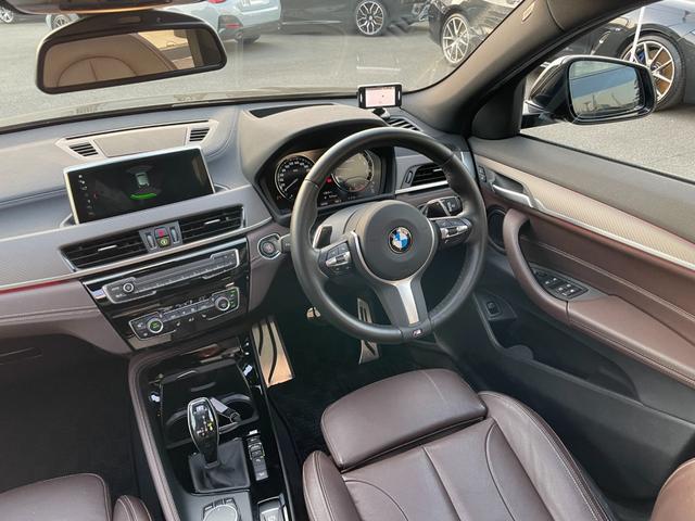 Ｘ２ Ｍ３５ｉ　【正規認定中古車】【全国正規ディーラー保証付／２年・走行距離無制限】セレクトパッケージ　パノラマサンルーフ　茶革電動シート　ヘッドアップディスプレイ　ＨＩＦＩスピーカー　バックカメラ（6枚目）