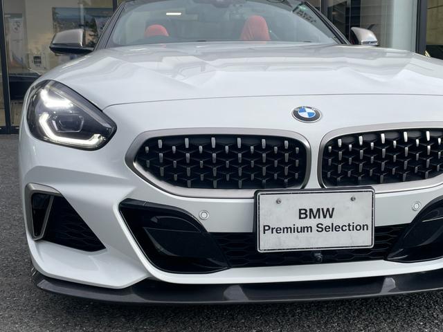 Ｚ４ Ｍ４０ｉ　【正規認定中古車】【全国正規ディーラー保証付／２年・走行距離無制限】赤革電動スポーツシート　シートヒーター　ハーマンカードン　アンビエントライト　社外レーダー　社外ＴＶ　１９インチアルミ（26枚目）