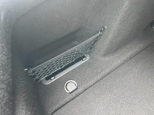 Ｚ４ Ｍ４０ｉ　【正規認定中古車】【全国正規ディーラー保証付／２年・走行距離無制限】赤革電動スポーツシート　シートヒーター　ハーマンカードン　アンビエントライト　社外レーダー　社外ＴＶ　１９インチアルミ（39枚目）