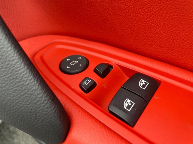 Ｚ４ Ｍ４０ｉ　【正規認定中古車】【全国正規ディーラー保証付／２年・走行距離無制限】赤革電動スポーツシート　シートヒーター　ハーマンカードン　アンビエントライト　社外レーダー　社外ＴＶ　１９インチアルミ（42枚目）