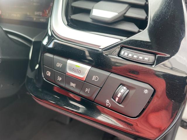 Ｚ４ Ｍ４０ｉ　【正規認定中古車】【全国正規ディーラー保証付／２年・走行距離無制限】赤革電動スポーツシート　シートヒーター　ハーマンカードン　アンビエントライト　社外レーダー　社外ＴＶ　１９インチアルミ（46枚目）
