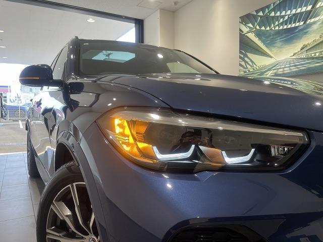 Ｘ５ ｘＤｒｉｖｅ　４０ｄ　Ｍスポーツ　【正規認定中古車】【最長４年！全国正規ディーラー保証付／２年・走行距離無制限】パノラマサンルーフ　シートヒーター　シートベンチレーション　シートマッサージ　保冷保温カップホルダー　ソフトクローズドア（11枚目）