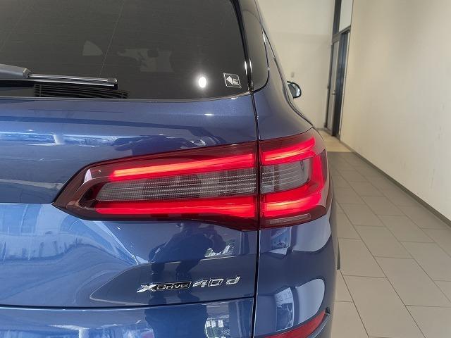 Ｘ５ ｘＤｒｉｖｅ　４０ｄ　Ｍスポーツ　【正規認定中古車】【最長４年！全国正規ディーラー保証付／２年・走行距離無制限】パノラマサンルーフ　シートヒーター　シートベンチレーション　シートマッサージ　保冷保温カップホルダー　ソフトクローズドア（14枚目）