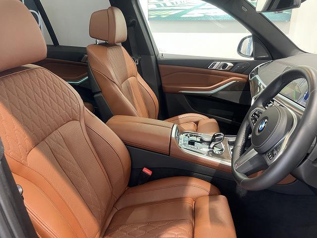 Ｘ５ ｘＤｒｉｖｅ　４０ｄ　Ｍスポーツ　【正規認定中古車】【最長４年！全国正規ディーラー保証付／２年・走行距離無制限】パノラマサンルーフ　シートヒーター　シートベンチレーション　シートマッサージ　保冷保温カップホルダー　ソフトクローズドア（18枚目）