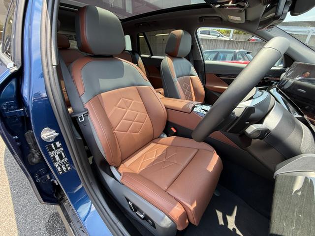 ５シリーズ ５２３ｄ　ｘＤｒｉｖｅツーリング　エクスクルーシブ　【正規認定中古車】【最長４年！全国正規ディーラー保証付／２年・走行距離無制限】パノラマサンルーフ　クリスタルフィニッシュ　ＡＲビュー　トップビューカメラ　後輪操舵　アダプティブサス　メリノレザー（8枚目）