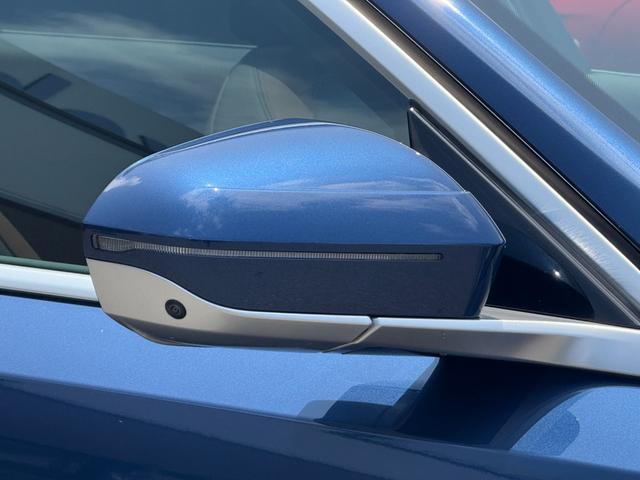 ５シリーズ ５２３ｄ　ｘＤｒｉｖｅツーリング　エクスクルーシブ　【正規認定中古車】【最長４年！全国正規ディーラー保証付／２年・走行距離無制限】パノラマサンルーフ　クリスタルフィニッシュ　ＡＲビュー　トップビューカメラ　後輪操舵　アダプティブサス　メリノレザー（41枚目）