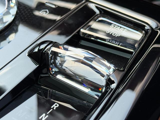 ５シリーズ ５２３ｄ　ｘＤｒｉｖｅツーリング　エクスクルーシブ　【正規認定中古車】【最長４年！全国正規ディーラー保証付／２年・走行距離無制限】パノラマサンルーフ　クリスタルフィニッシュ　ＡＲビュー　トップビューカメラ　後輪操舵　アダプティブサス　メリノレザー（58枚目）