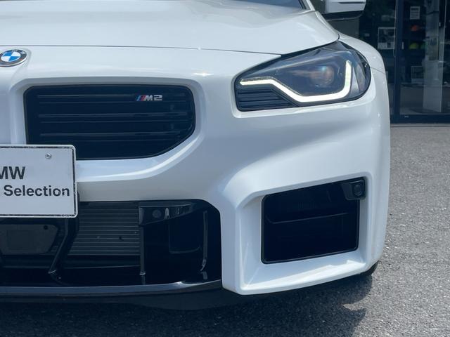 Ｍ２ ベースグレード　ハイラインパッケージ　【正規認定中古車】【全国正規ディーラー保証付／２年・走行距離無制限】ブラックレザーＭスポーツシート　シートヒーター　ハーマンカードン　アダプティブＭサスペンション　ＡＣＣ　Ｍシートベルト（22枚目）