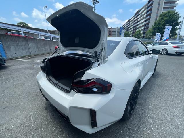 Ｍ２ ベースグレード　ハイラインパッケージ　【正規認定中古車】【全国正規ディーラー保証付／２年・走行距離無制限】ブラックレザーＭスポーツシート　シートヒーター　ハーマンカードン　アダプティブＭサスペンション　ＡＣＣ　Ｍシートベルト（33枚目）