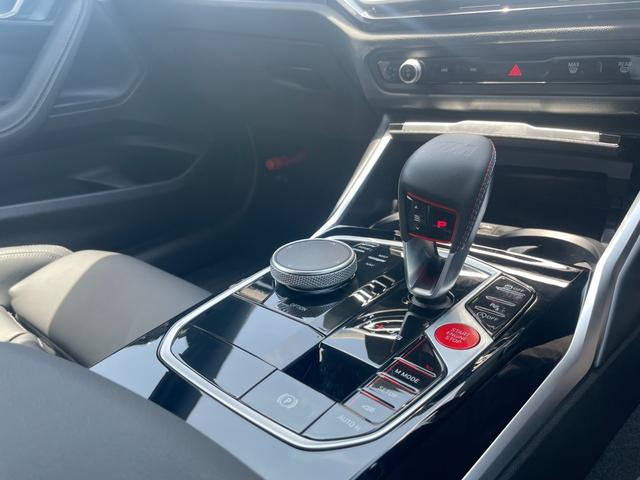 Ｍ２ ベースグレード　ハイラインパッケージ　【正規認定中古車】【全国正規ディーラー保証付／２年・走行距離無制限】ブラックレザーＭスポーツシート　シートヒーター　ハーマンカードン　アダプティブＭサスペンション　ＡＣＣ　Ｍシートベルト（48枚目）