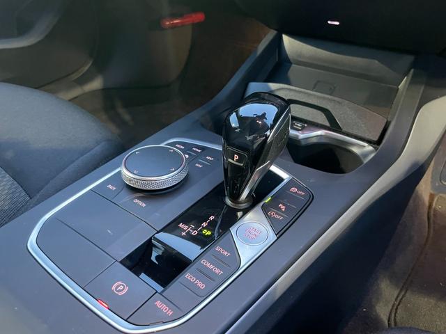 ２シリーズ ２１８ｉグランクーペ　プレイ　【正規認定中古車】【最長４年！全国正規ディーラー保証付／２年・走行距離無制限】弊社下取り　ワンオーナー車　アルカンターラシート　ＡＣＣ　バックカメラ　前後ＰＤＣ（13枚目）