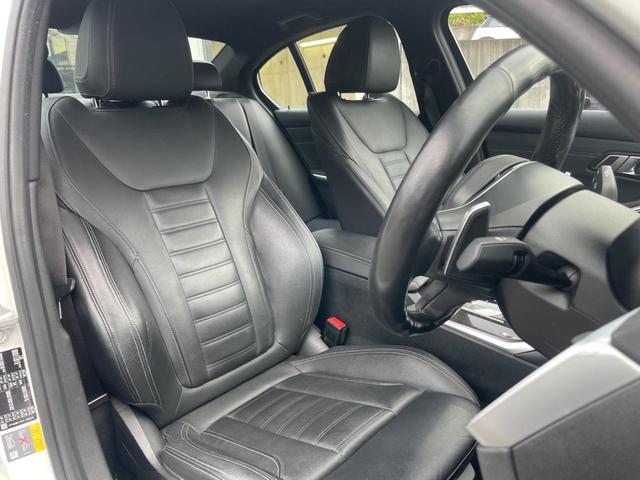 ３シリーズ ３３０ｅ　Ｍスポーツ　ハイラインパッケージ　【正規認定中古車】【全国正規ディーラー保証付／２年・走行距離無制限】弊社下取り　ハイラインパッケージ　ワンオーナー　トップビューカメラ　全方位ＰＤＣ　ウッドトリム　青色キャリパー（13枚目）
