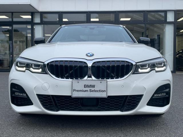 ３シリーズ ３３０ｅ　Ｍスポーツ　ハイラインパッケージ　【正規認定中古車】【全国正規ディーラー保証付／２年・走行距離無制限】弊社下取り　ハイラインパッケージ　ワンオーナー　トップビューカメラ　全方位ＰＤＣ　ウッドトリム　青色キャリパー（17枚目）