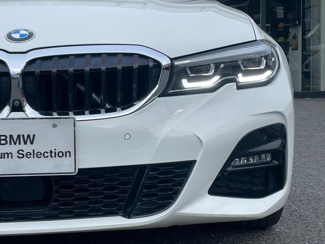 ３シリーズ ３３０ｅ　Ｍスポーツ　ハイラインパッケージ　【正規認定中古車】【全国正規ディーラー保証付／２年・走行距離無制限】弊社下取り　ハイラインパッケージ　ワンオーナー　トップビューカメラ　全方位ＰＤＣ　ウッドトリム　青色キャリパー（18枚目）