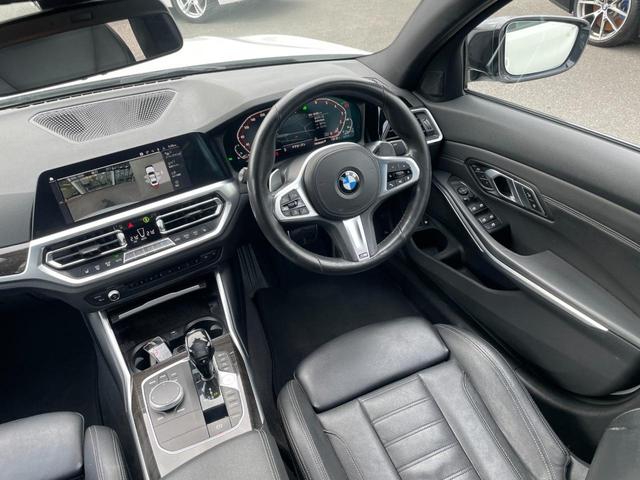 ３シリーズ ３３０ｅ　Ｍスポーツ　ハイラインパッケージ　【正規認定中古車】【全国正規ディーラー保証付／２年・走行距離無制限】弊社下取り　ハイラインパッケージ　ワンオーナー　トップビューカメラ　全方位ＰＤＣ　ウッドトリム　青色キャリパー（36枚目）