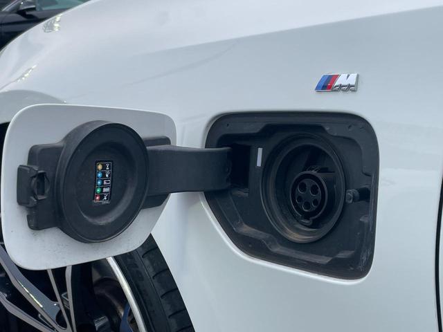 ３シリーズ ３３０ｅ　Ｍスポーツ　ハイラインパッケージ　【正規認定中古車】【全国正規ディーラー保証付／２年・走行距離無制限】弊社下取り　ハイラインパッケージ　ワンオーナー　トップビューカメラ　全方位ＰＤＣ　ウッドトリム　青色キャリパー（60枚目）